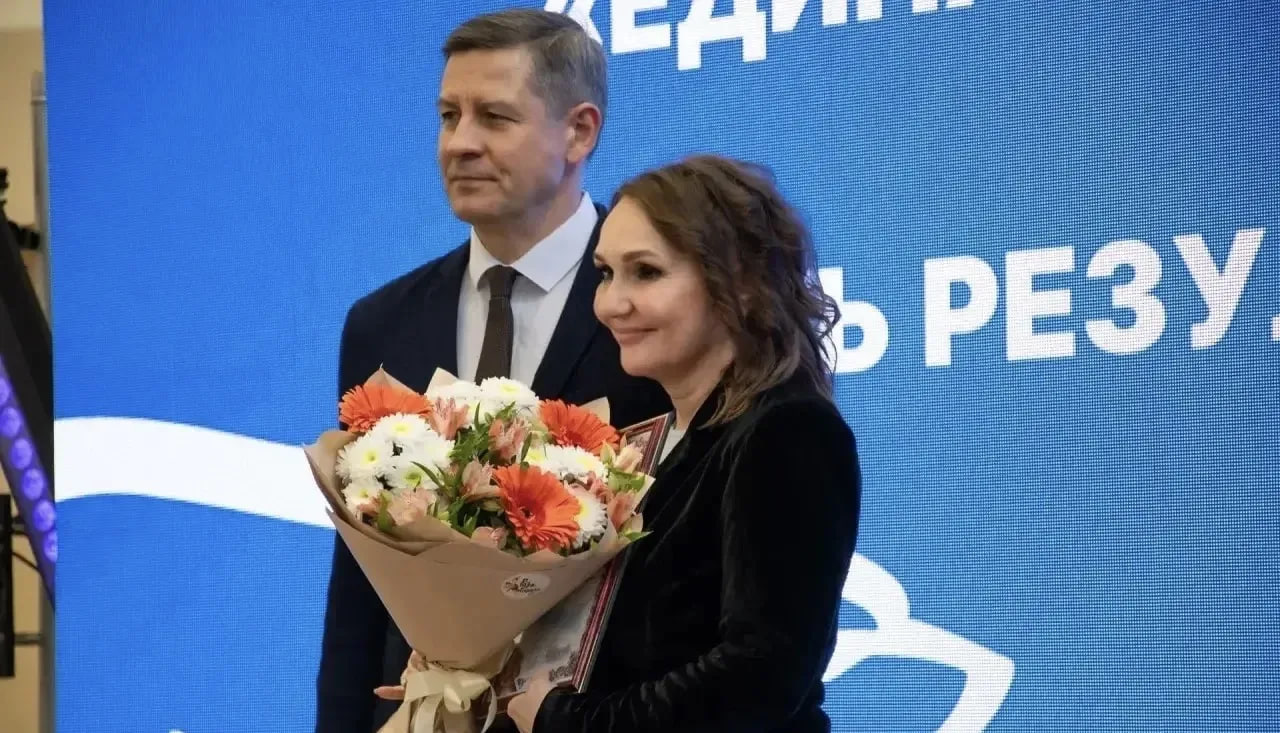 Врио Губернатора Брянской области Егор Ковальчук наградил лауреатов и участников всероссийской премии «Служение»