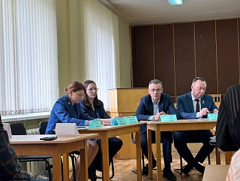 Исполнительная дирекция АСМО Брянской области совместно с общественной Приемной партии "Единая Россия" г. Брянска организовала круглый стол 