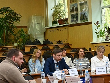 Исполнительный директор Ассоциация "Совет муниципальных образований Брянской области"Наталья Пригаро приняла участие в заседании круглого стола на тему «Формирование и продвижение искусственного интеллекта в Брянском регионе в контексте глобальных вызовов